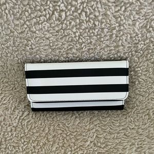 Kut from the Kloth Wallet